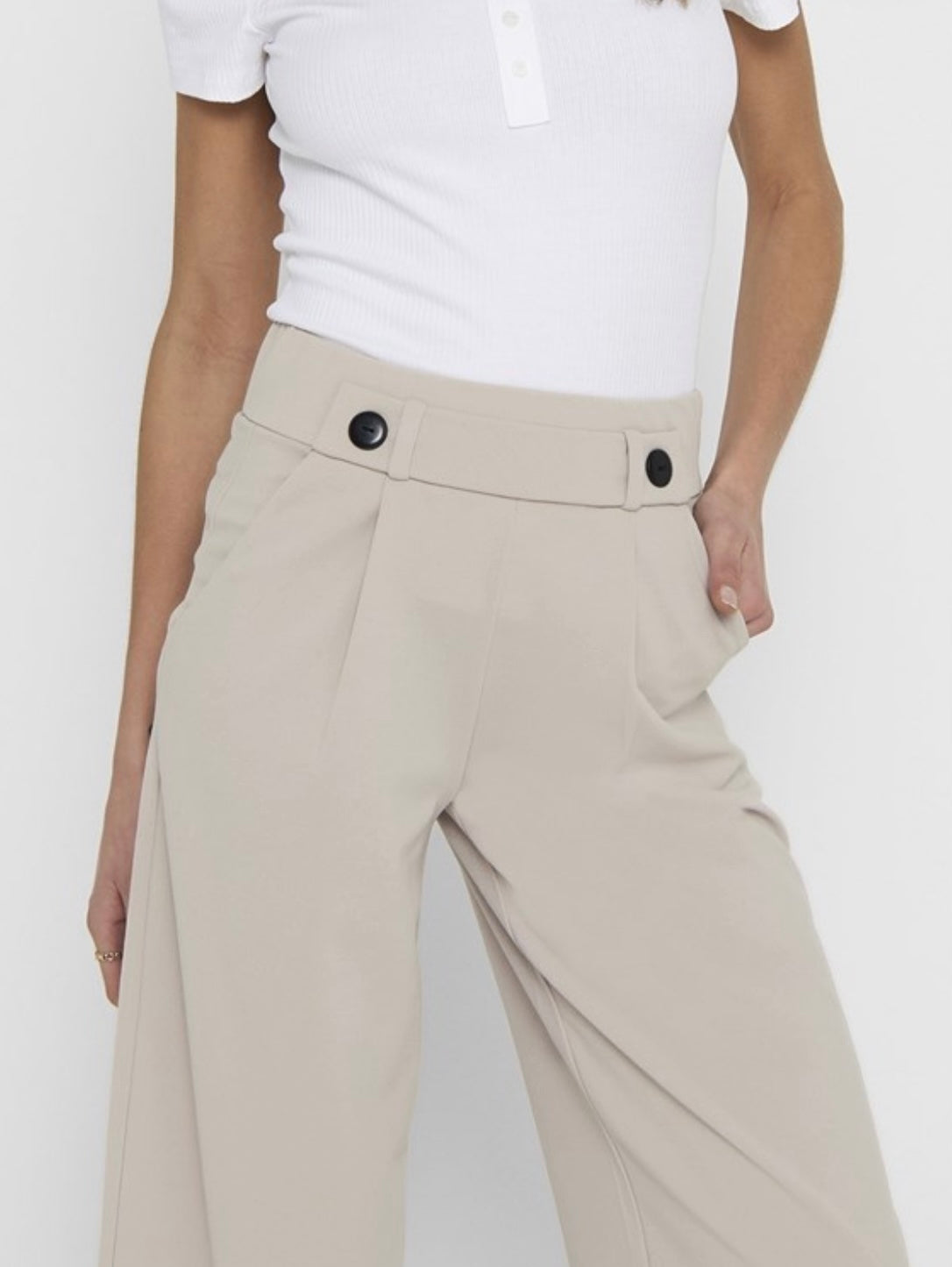 JDY - GEGGO NEW ANCLE PANTS - CHATEAU GRAY - BLACK BUTT