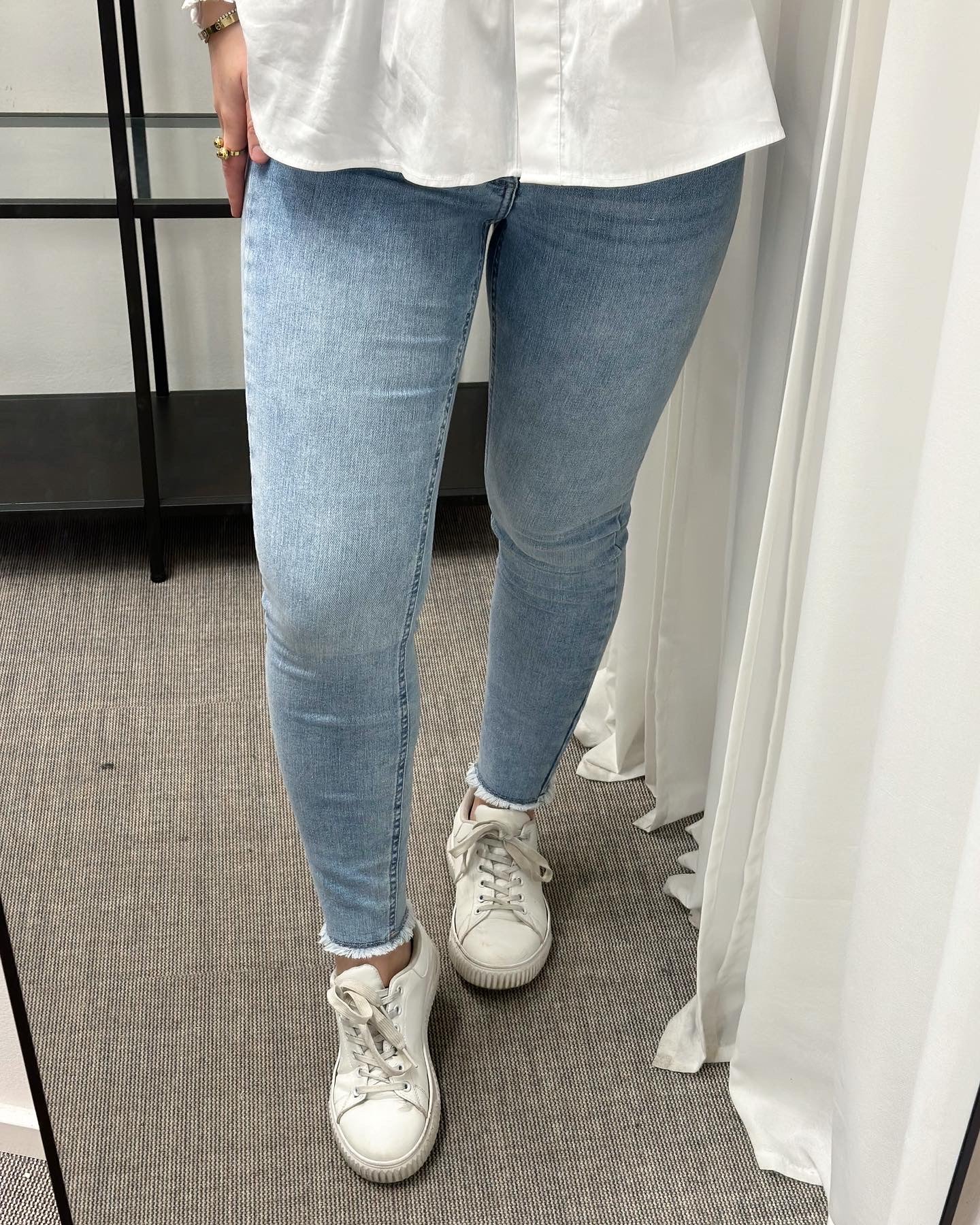 ONLY - BLUSH MID SK AK RW DNM - MEDIUM BLUE DENIM