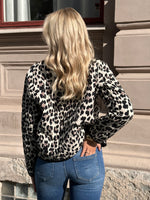 Ladda upp bild till gallerivisning, MARTA - ROSEANNE JACKET - BEIGE LEO
