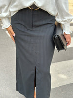 Ladda upp bild till gallerivisning, JDY - ULRIKKE MW MIDI SLIT SKIRT - SKY CAPTAIN/PINSTRIPE
