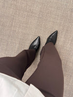 Ladda upp bild till gallerivisning, VEROMODA - ZAMIRA HW SLIM STRAIGHT PANT - CHOCOLATE TORTE
