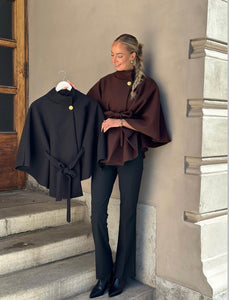 COSY HOUSE - PONCHOKAPPA - SVART