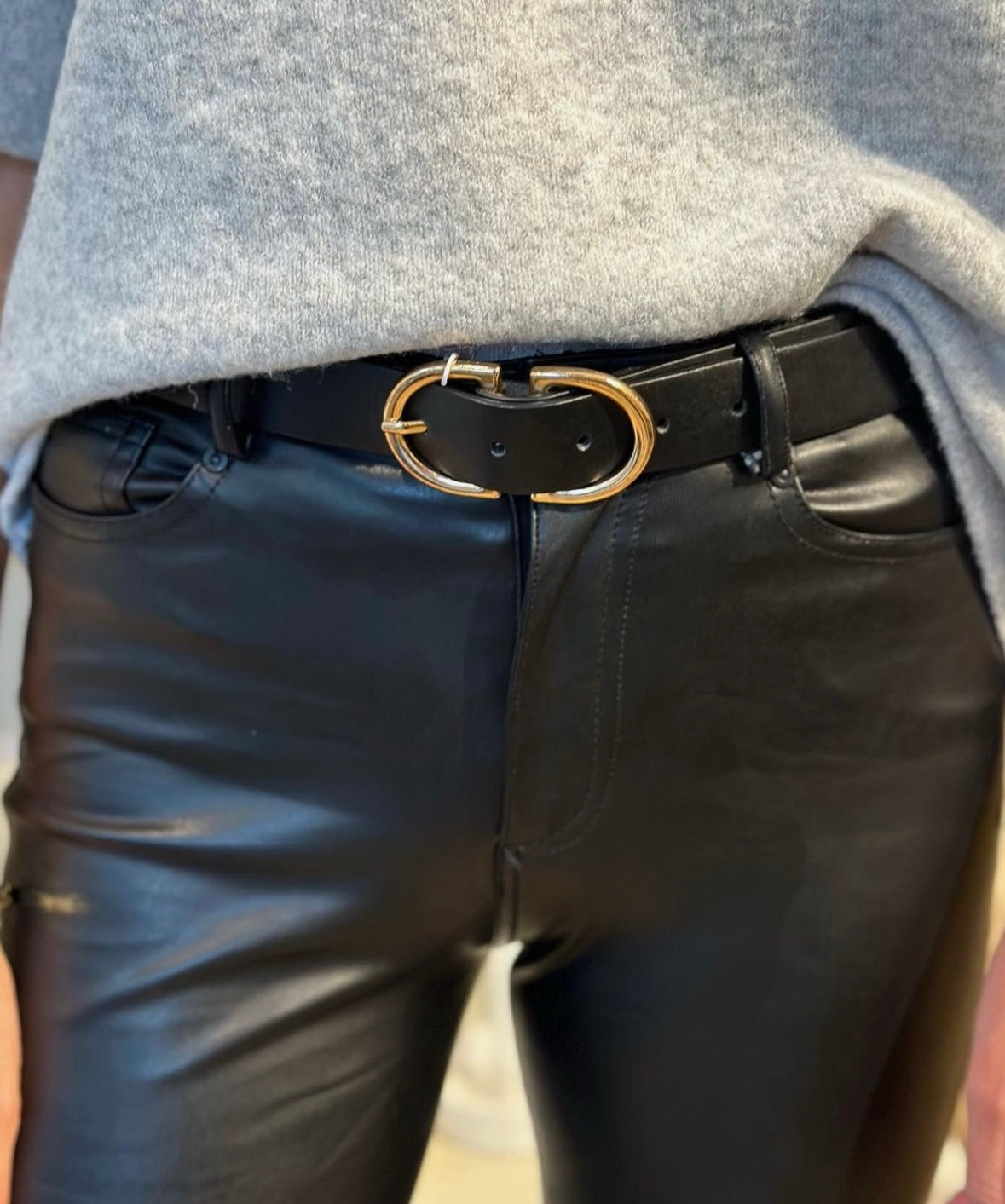 VERO MODA - SARA COATED BELT - BLACK/GOLD
