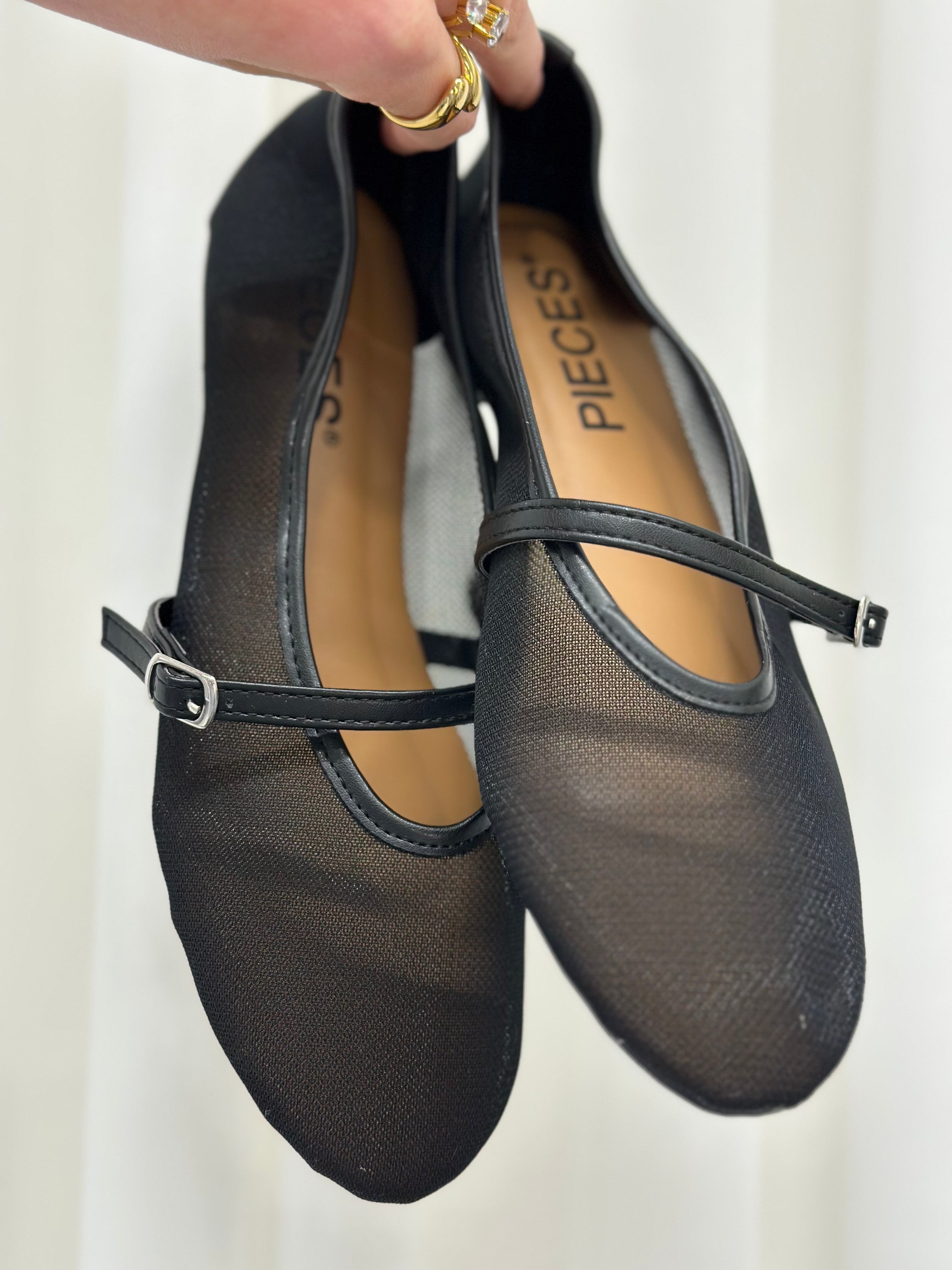 PIECES - STEPH MARY JANE MESH BALLERINA - BLACK
