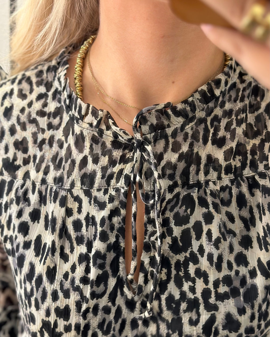 ONLY - DITSY L/S BLOUSE - BLACK/LEONORA