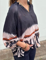 Ladda upp bild till gallerivisning, MARTA - BELLADONNA SHIRT - NERO

