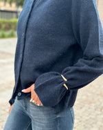 Ladda upp bild till gallerivisning, SELECTED FEMME - LULU NEW LS KNIT CARDIGAN - DARK SAPPHIRE/MELANGE
