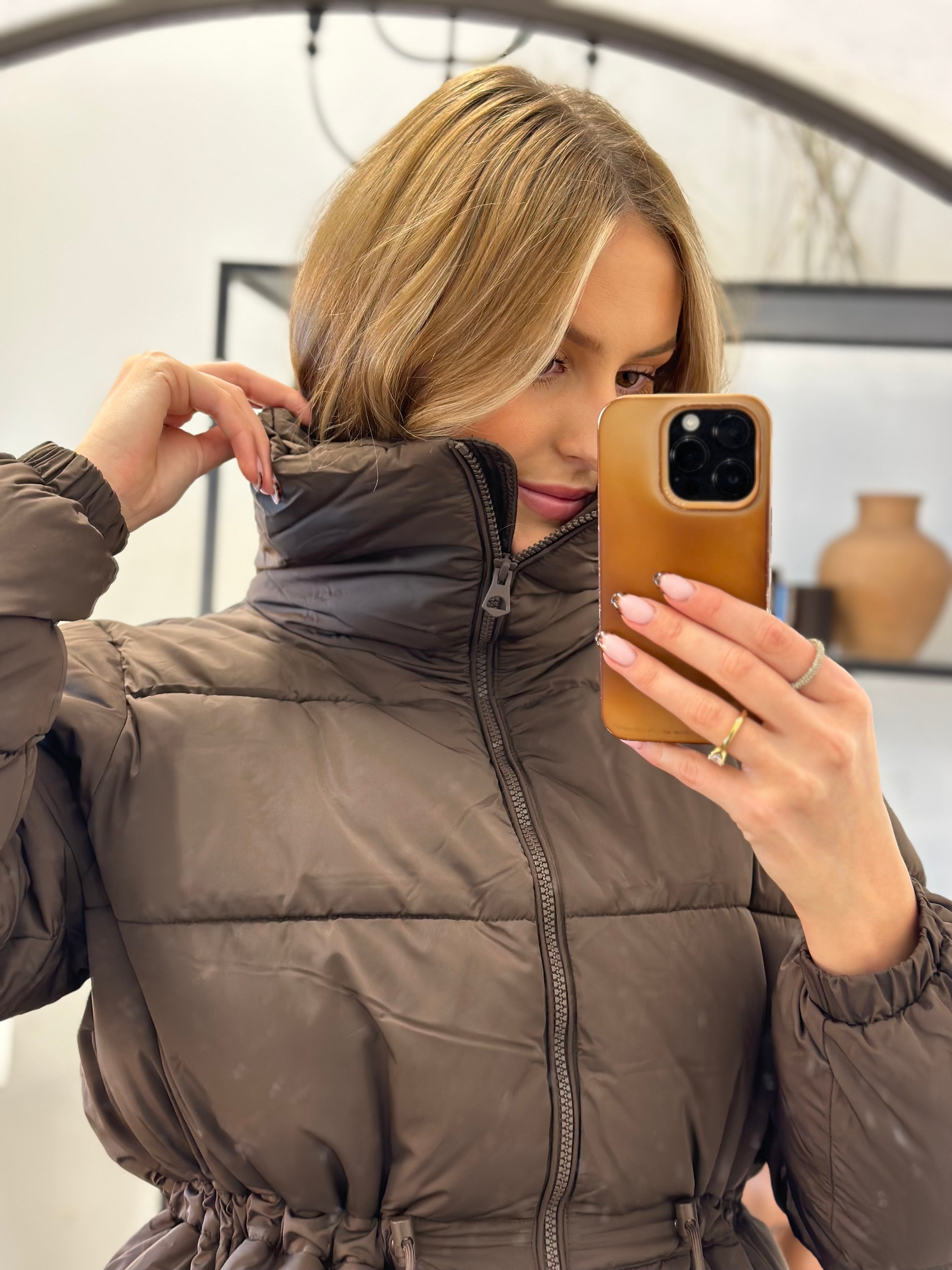 PIECES - JUMBO PUFFER JACKET - HOT FUDGE