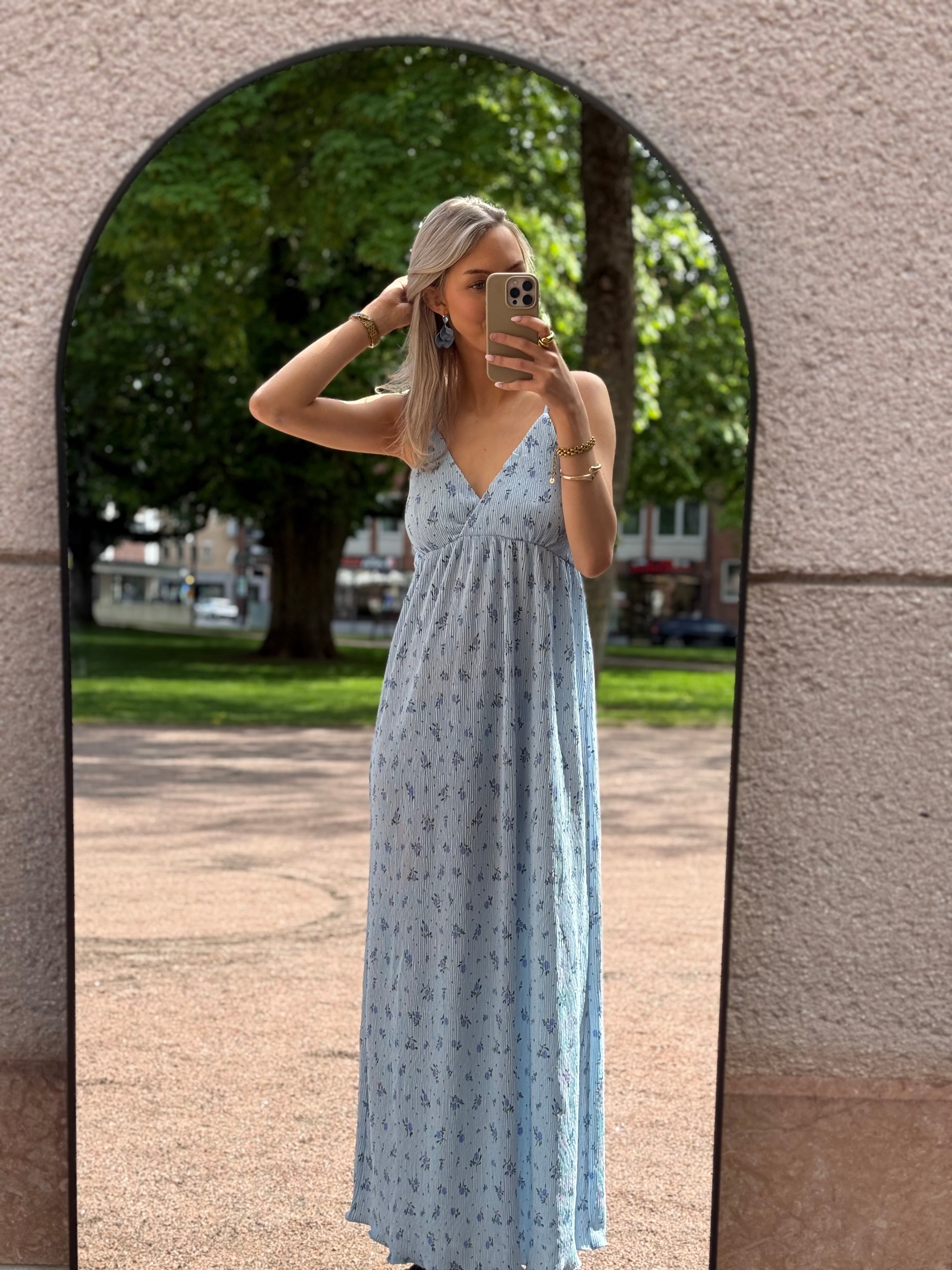 PIECES - FLORA SL STRAP DRESS - CASHMERE BLUE/BLUE
