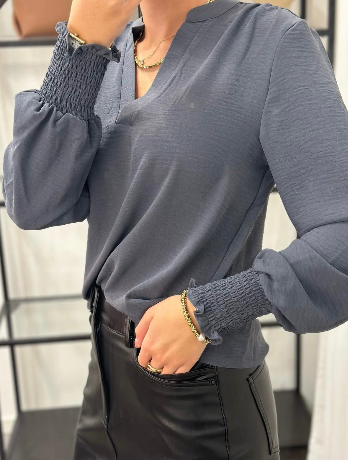 ONLY - METTE V-NECK LS SMOCK TOP - OMBRE BLUE