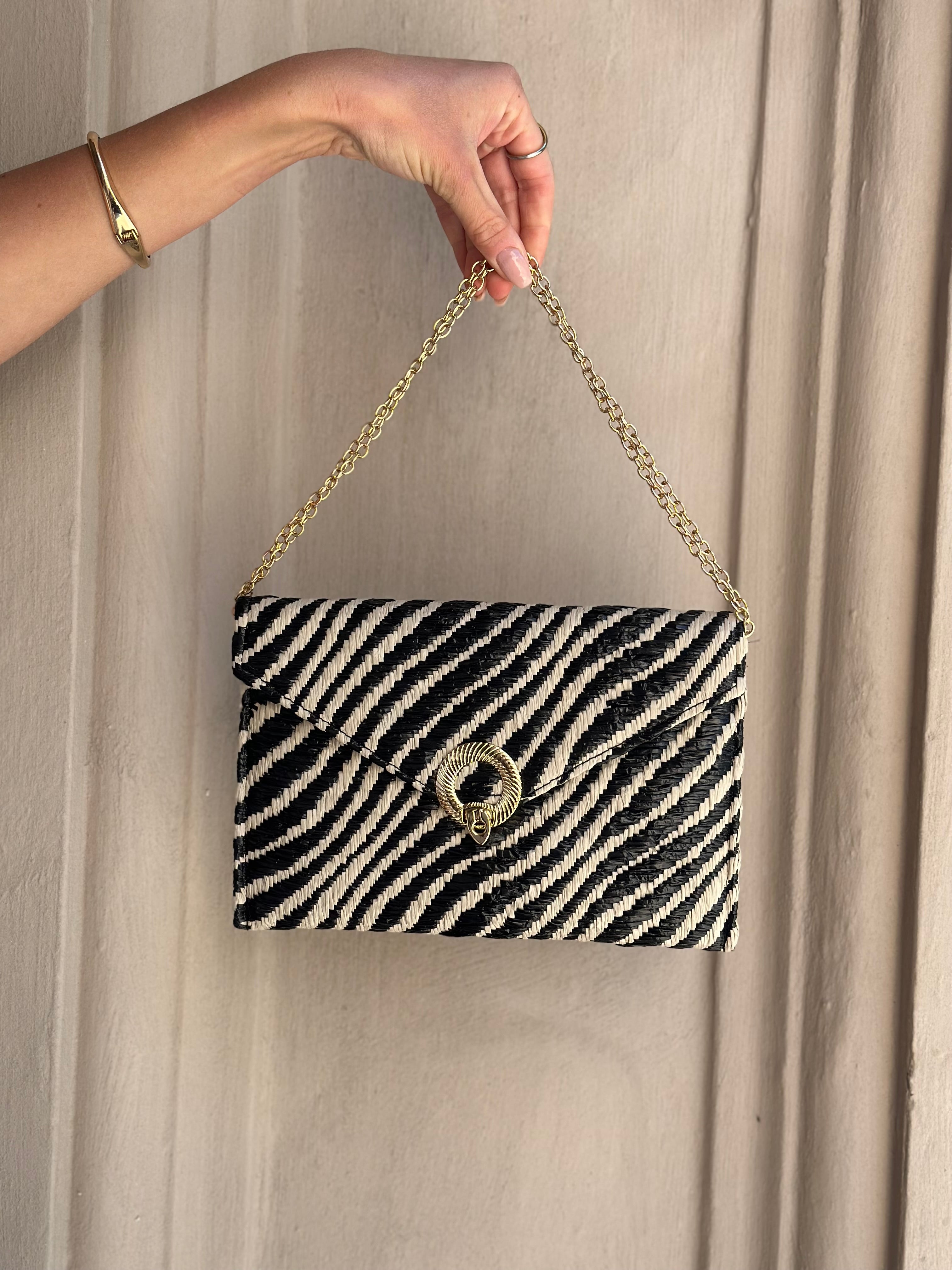BOW 18 DETAILS - ZEBRA BAG 3259 - BLACK/WHITE
