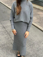 Ladda upp bild till gallerivisning, JDY - LIFE LONG SKIRT - MEDIUM GREY MELANGE
