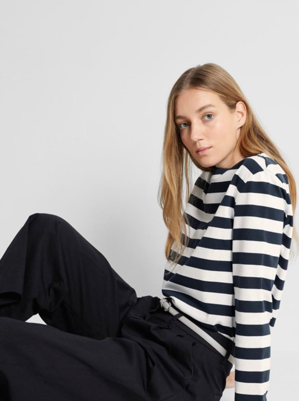 SELECTED FEMME - ESSENTIAL LS STRIPED BOXY TEE - DARK SAPPHIRE/BRIGHT WHITE