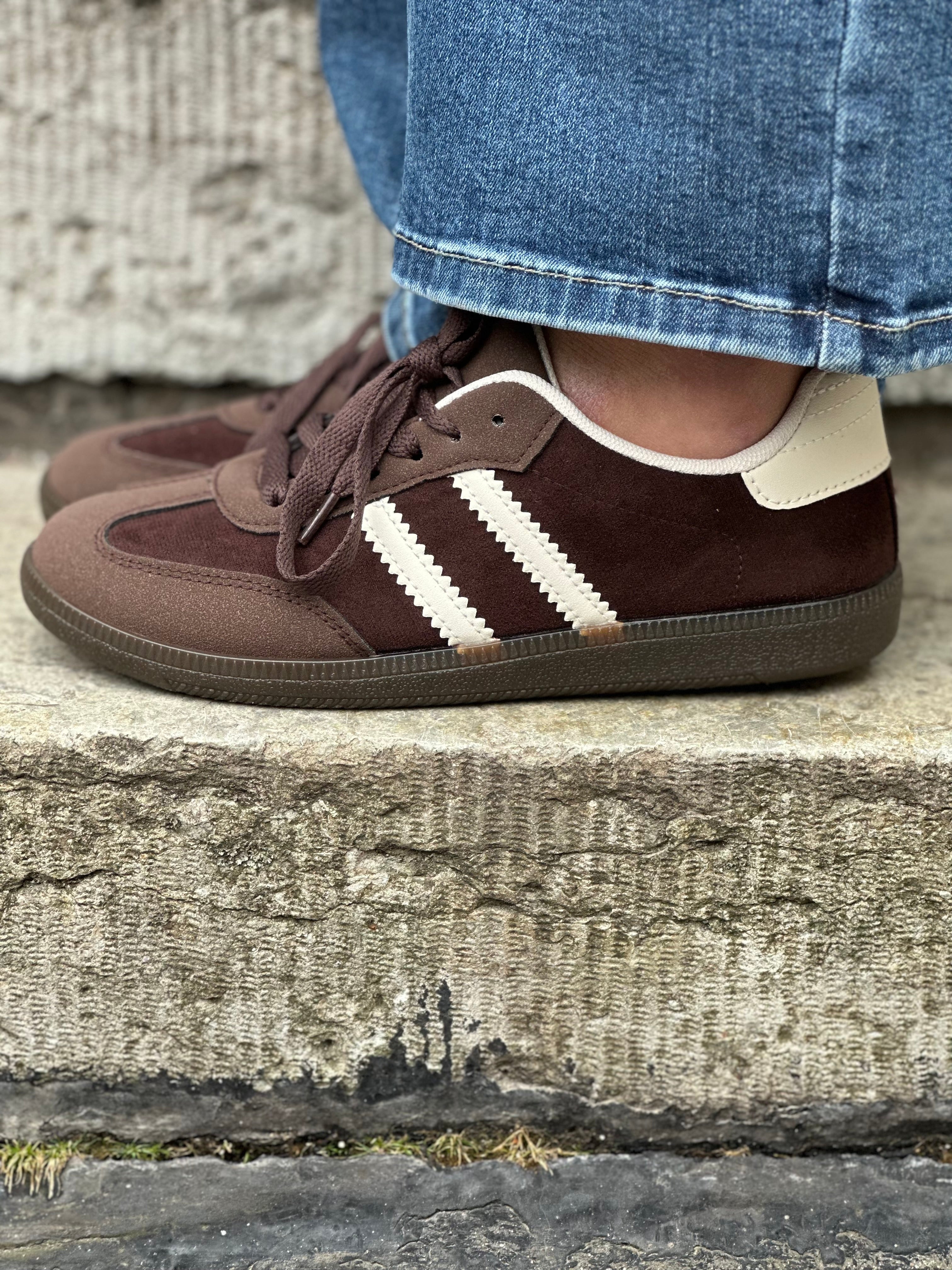 MARTA - SNEAKERS A-108 - BROWN