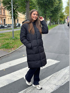 PIECES - NEW LONG PUFFER JACKET - BLACK