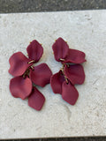 BOW19DETAILS - LEAF EARRINGS - MAT BURGUNDY