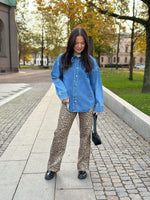 Ladda upp bild till gallerivisning, ONLY - SOPHIE L/S OVERSIZED JKT - MEDIUM BLUE DENIM
