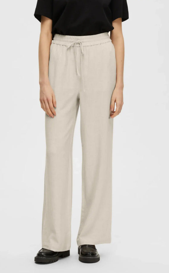 SELECTED FEMME - VIVA-GULIA HW LONG SUN PANT - SANDCHELL