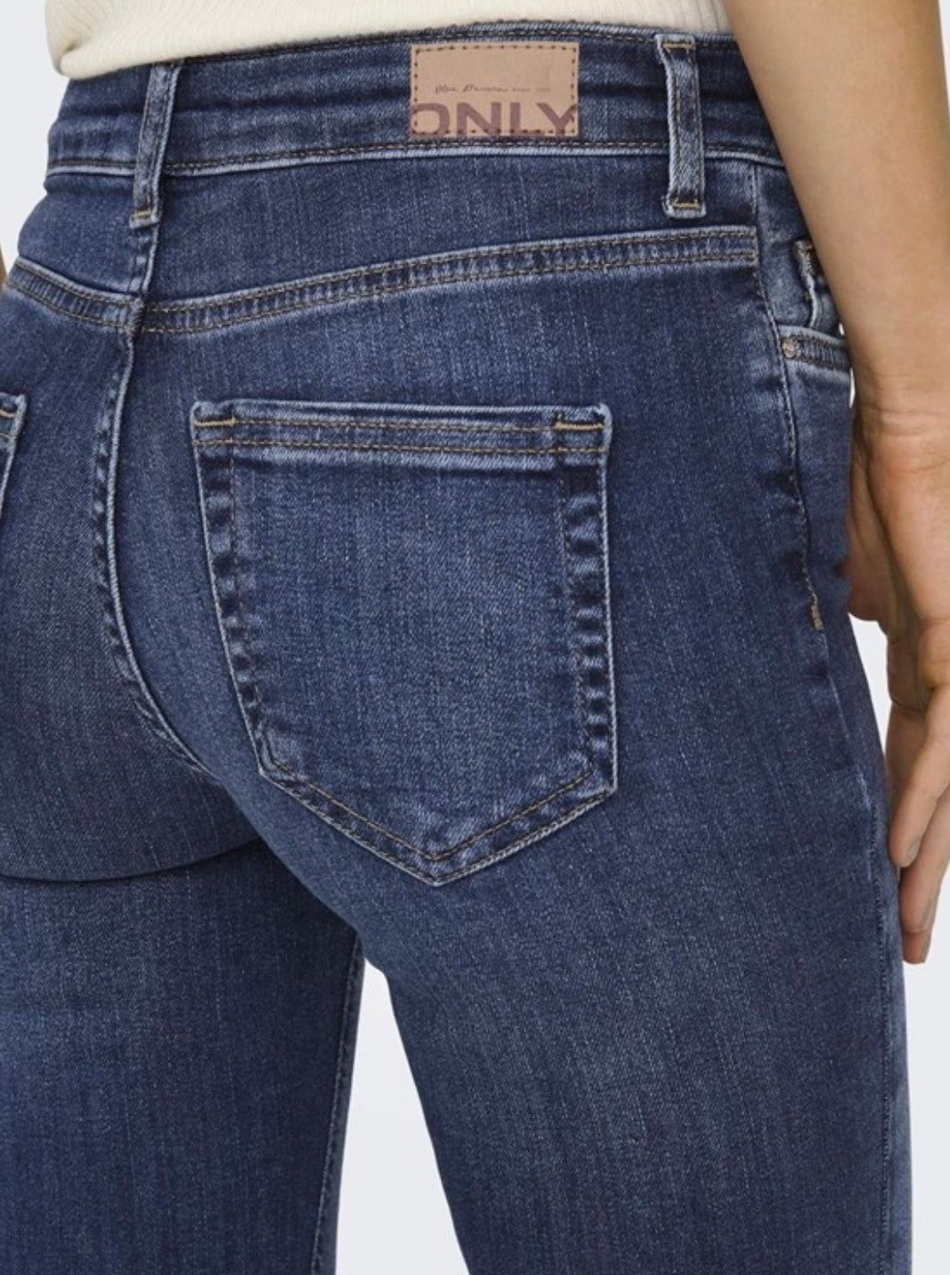 ONLY - BLUSH MID SK ANK RAW - MEDIUM BLUE DENIM