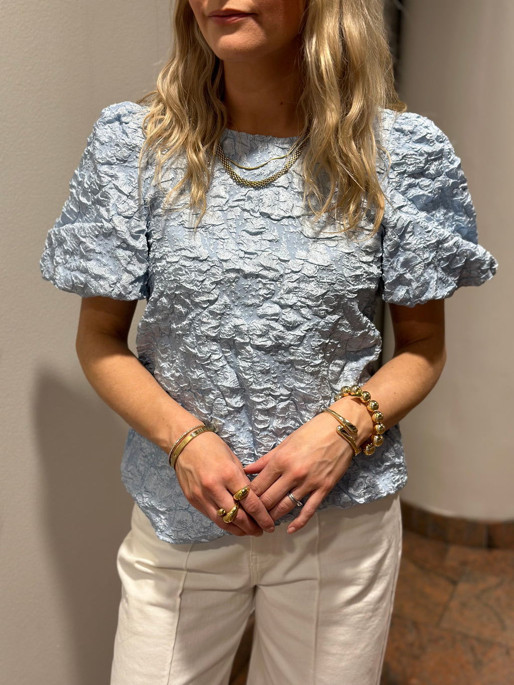 PIECES - GRETCHEN SS TOP - CASHMERE BLUE