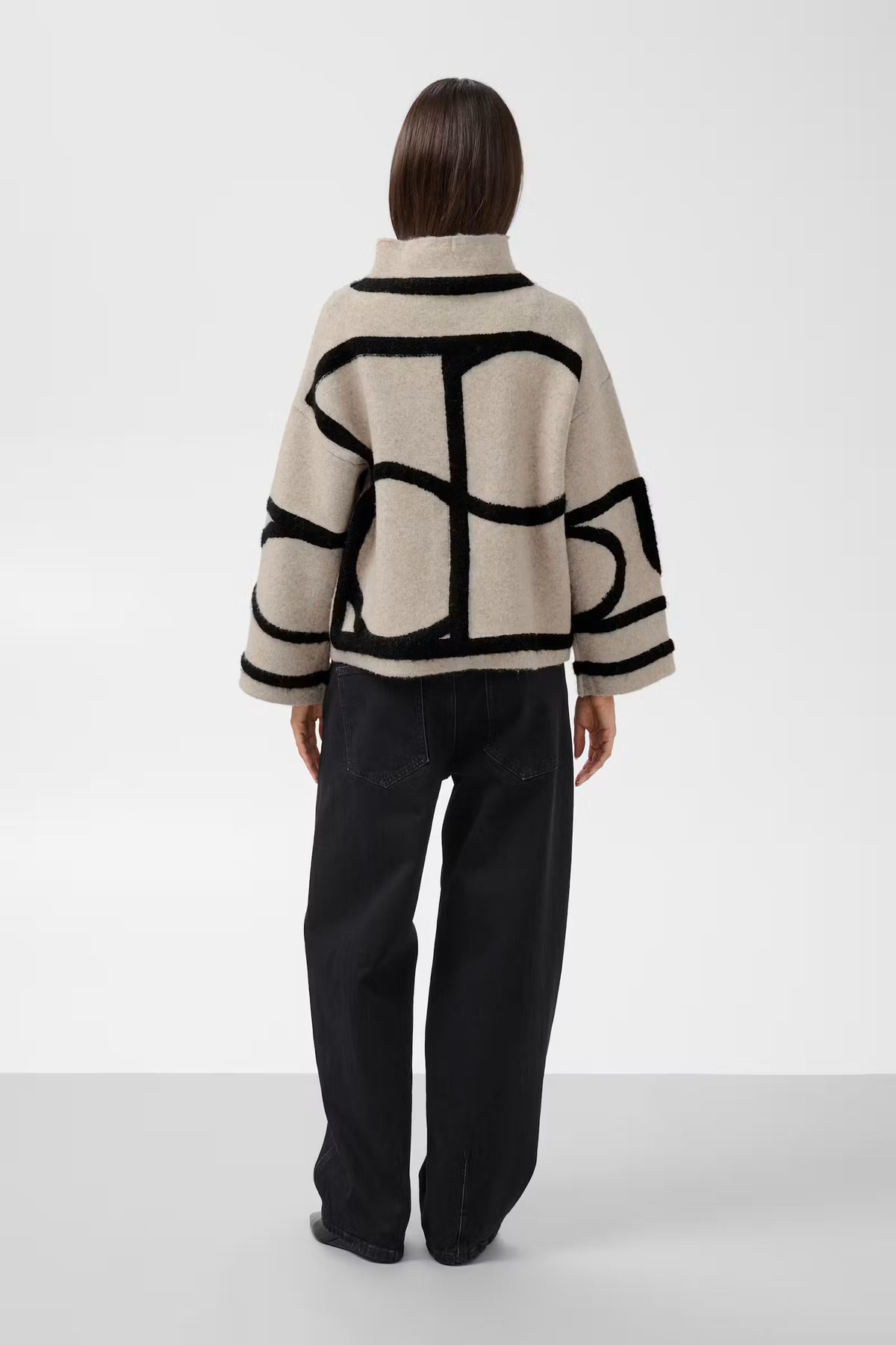 SOAKED - SOREA MONO PULLOVER 30408778 - BEIGE / BLACK MONOGRAM