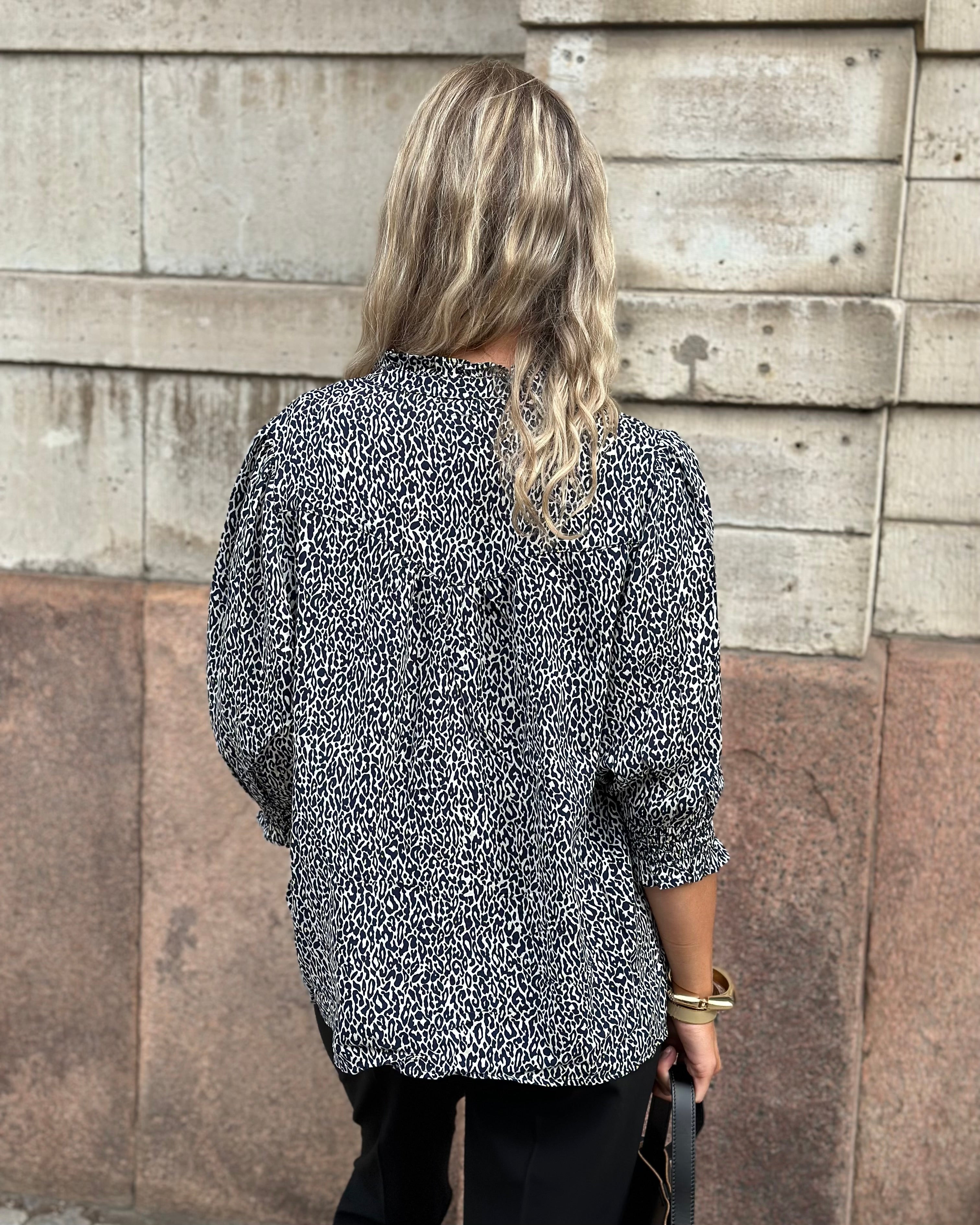 ONLY - RAYA 3/4 SHIRT - NIGHT SKY/LOUI LEO