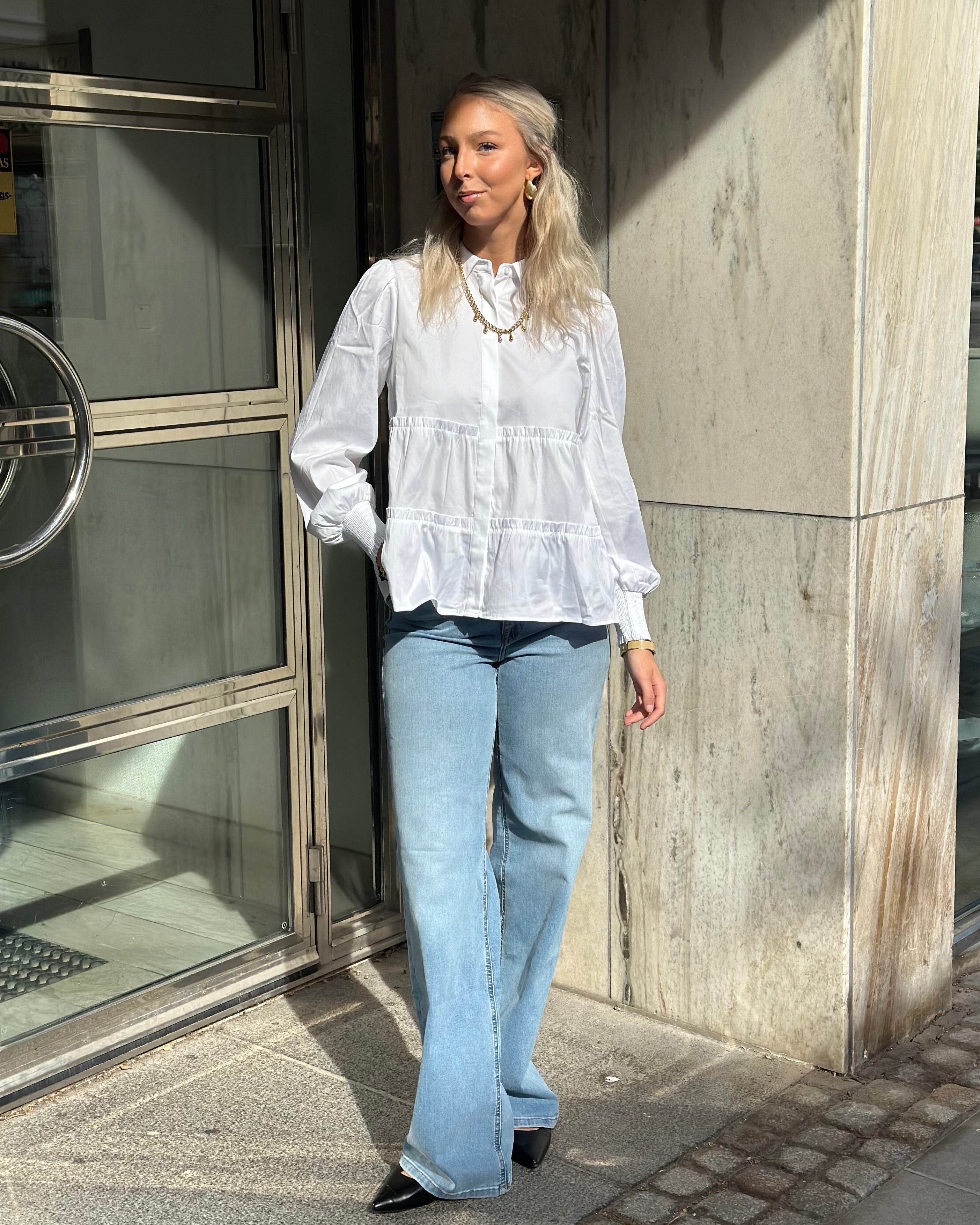 LEVETÉ ROOM - ISLA SOLID BLOUSE - WHITE