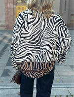 Ladda upp bild till gallerivisning, GEMINI - BLUS - ZEBRA
