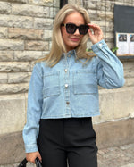 Ladda upp bild till gallerivisning, JDY - MARLY L/S BOXY SHACKET - LIGHT BLUE DENIM
