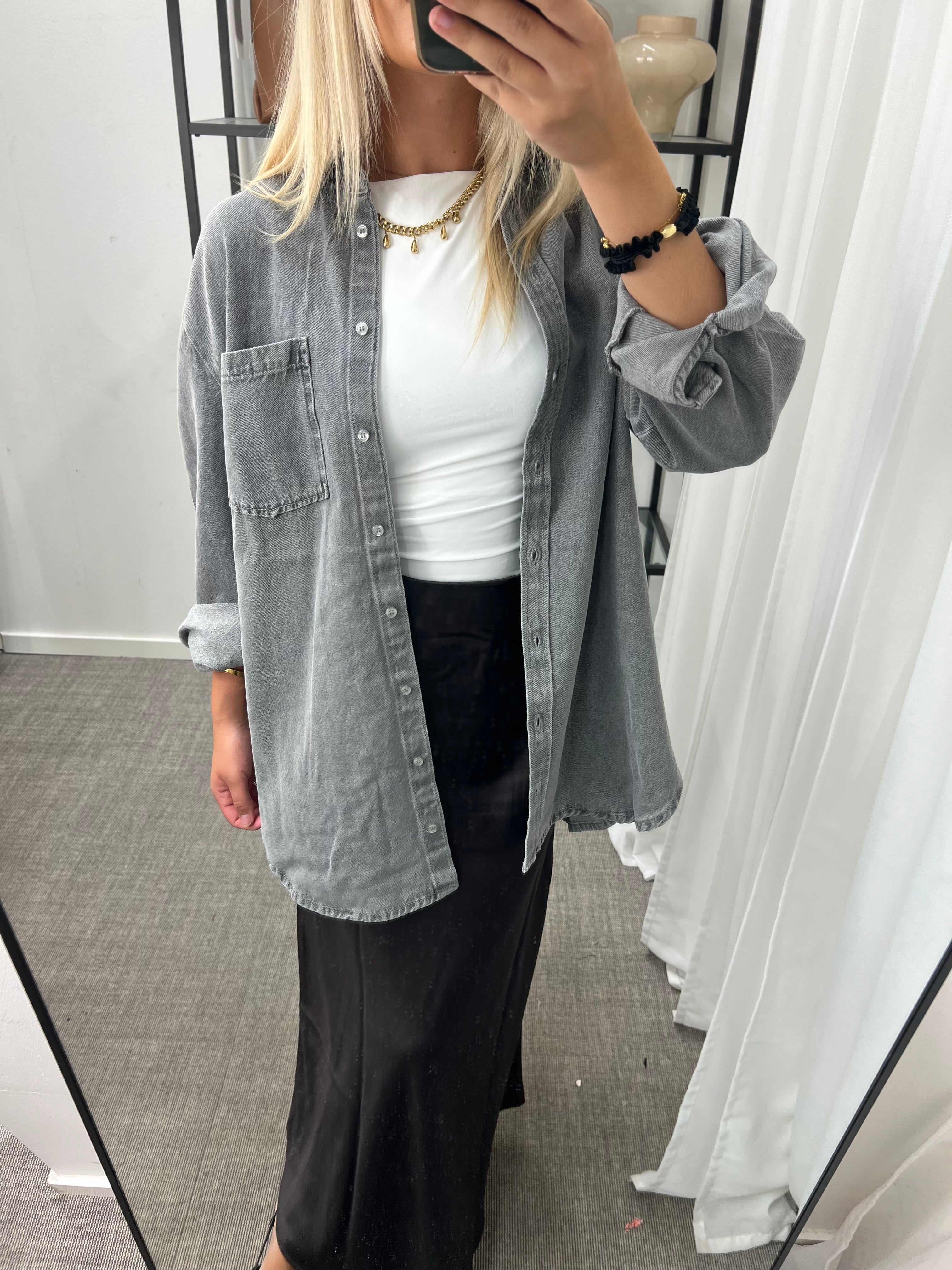 PIECES - MAISIE LS DENIM SHIRT - GREY DENIM