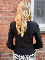 Ladda upp bild till gallerivisning, ONLY - CLEVER LIFE L/S FIT BLAZER - BLACK
