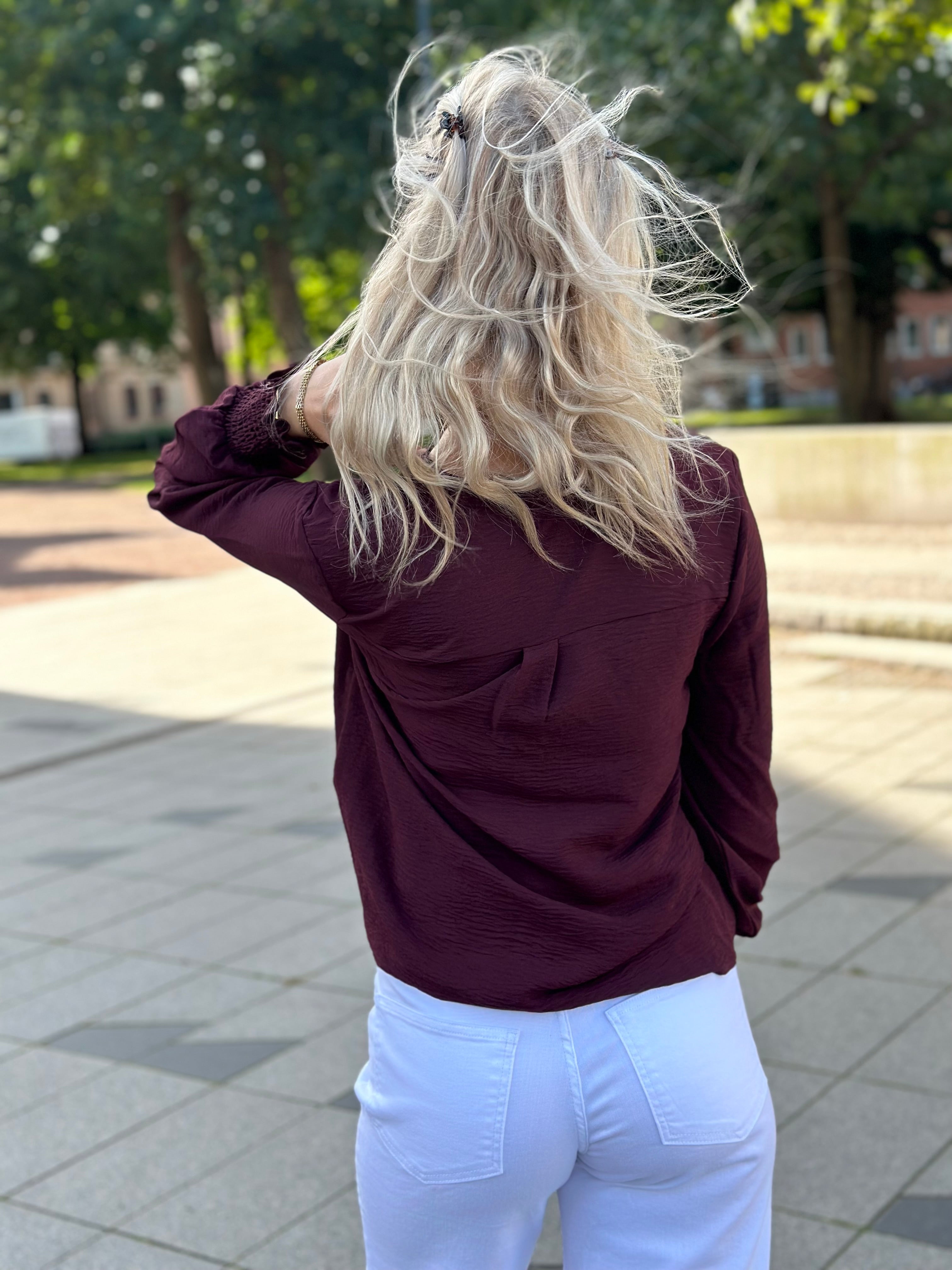ONLY - METTE V-NECK LS SMOCK TOP - DECADENT CHOCOLATE