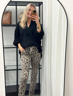 Ladda upp bild till gallerivisning, MARTA - BYXA 21937 - BEIGE LEO
