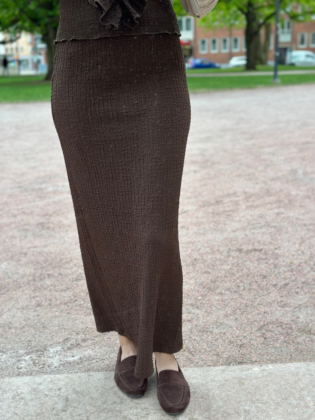 JDY - TURBO LONG TUBE SKIRT - CHOCOLATE BROWN