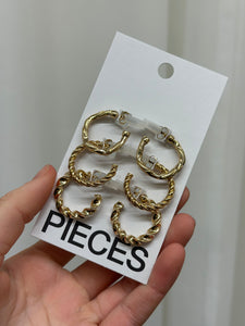 PIECES - FINA O 3-PACK EARRINGS - GOLD COLOUR