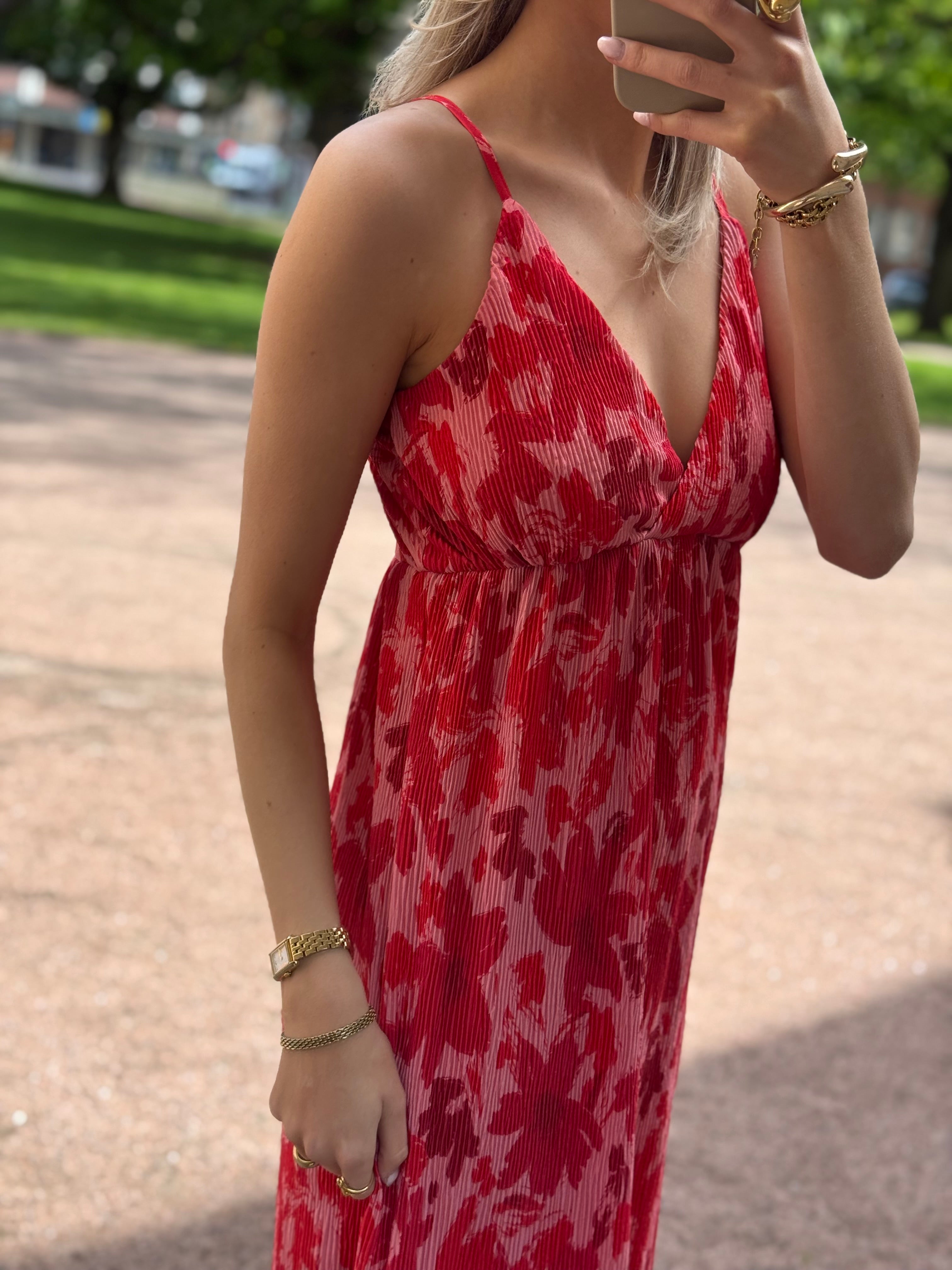 PIECES - FLORA SL STRAP DRESS - ADRENALINE RUSH/RED TONES