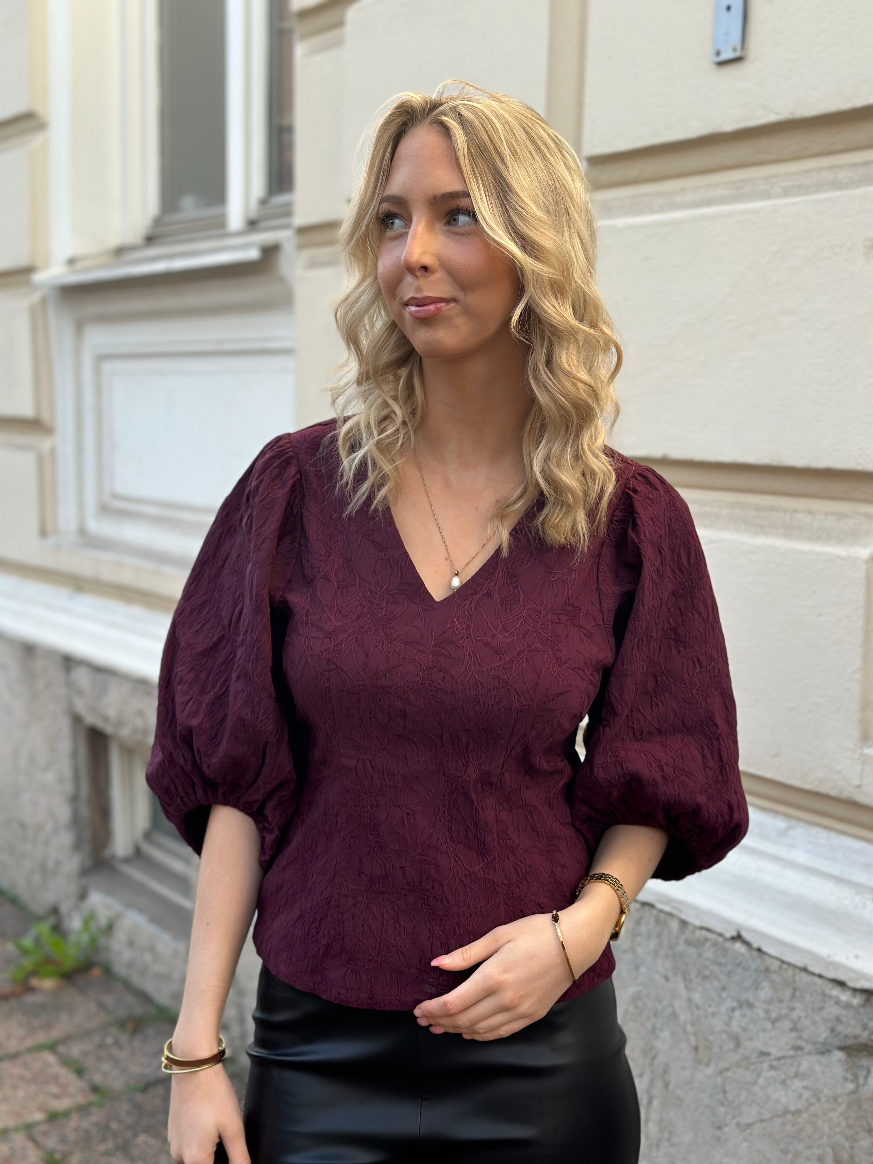 SOAKED - MAYBEL BLUSE 3/4 - WINETASTING