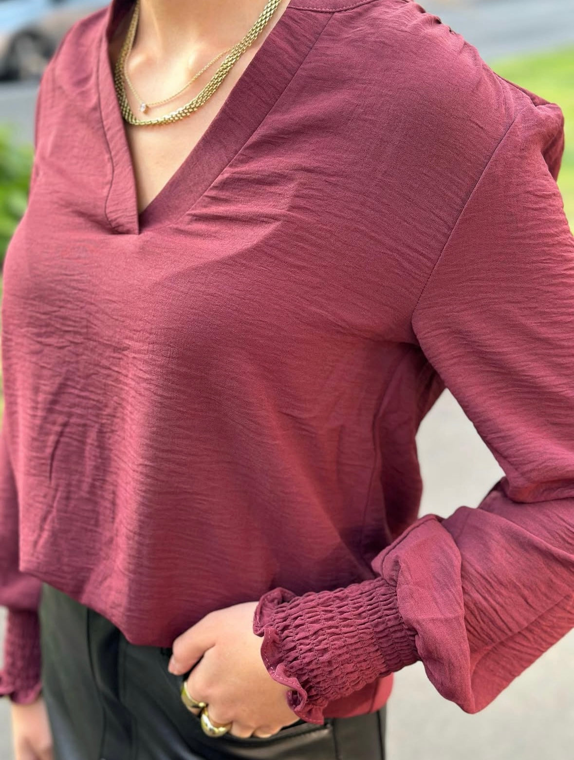 ONLY - METTE V-NECK LS SMOCK TOP - TAWNY PORT