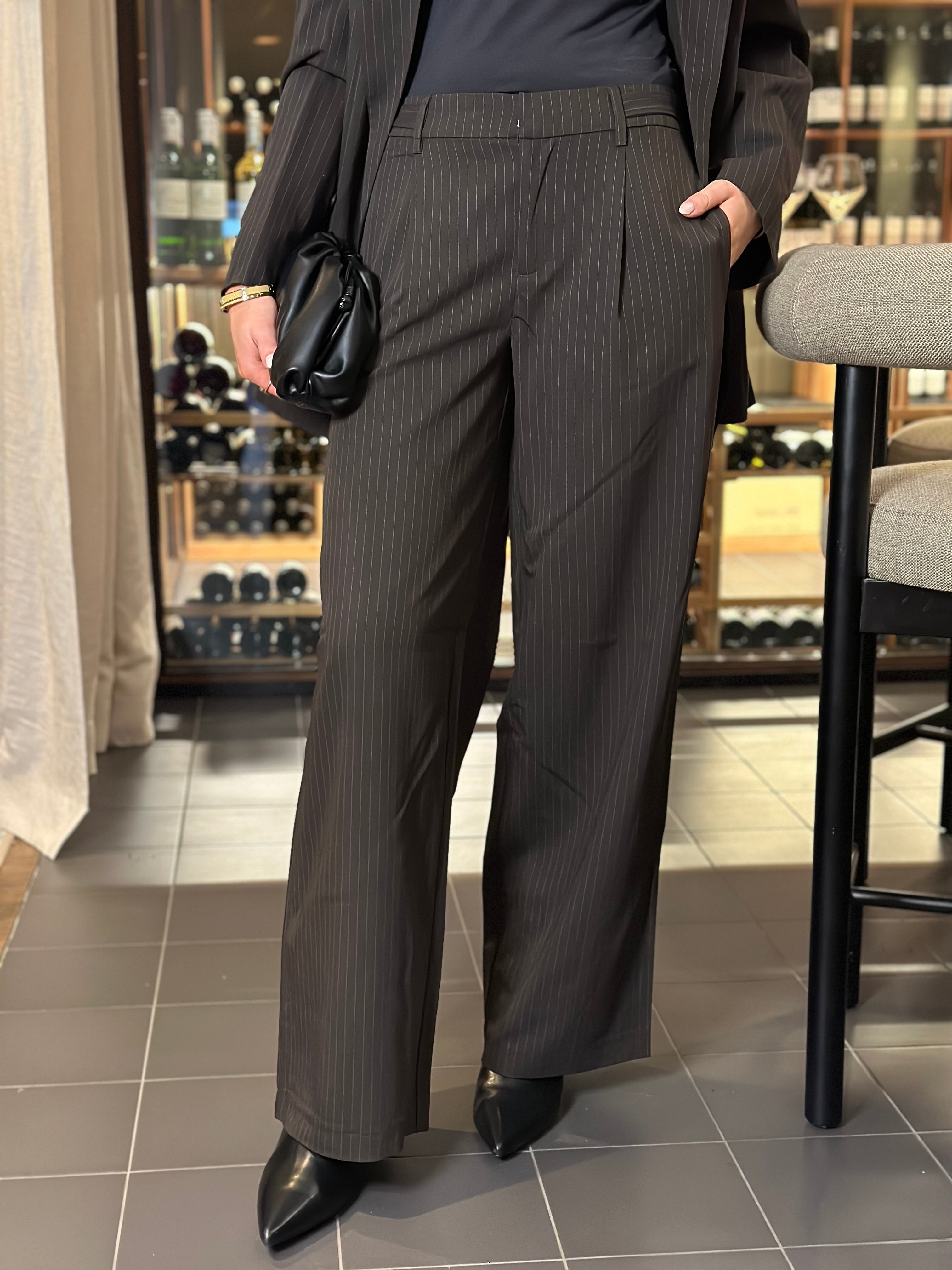 ONLY - ALDEN LIFE LW WIDE PINSTRIPE PANT - MOLE