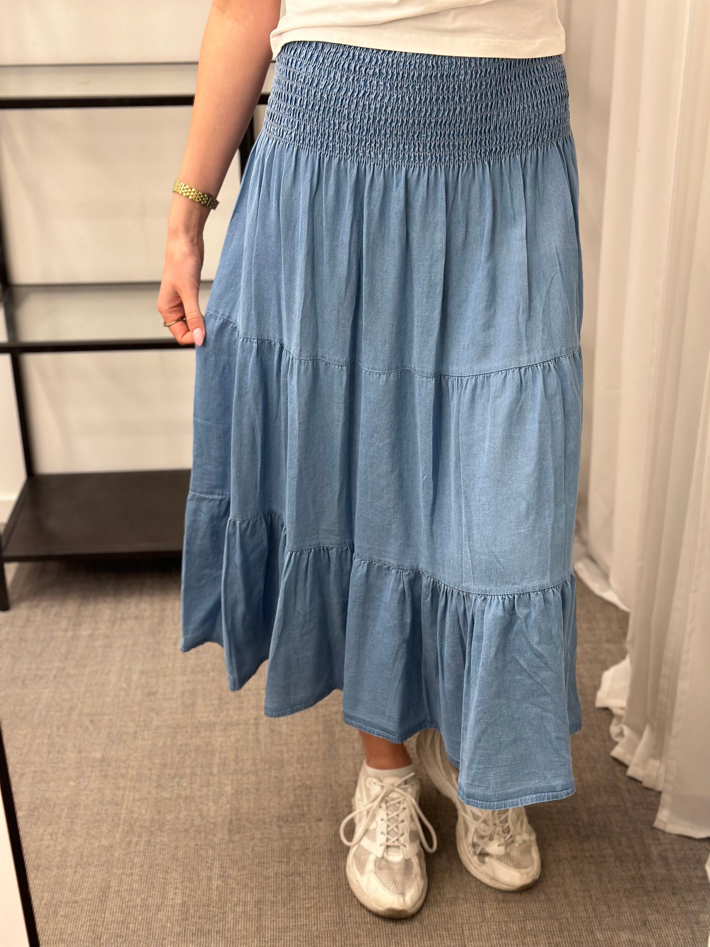COSY HOUSE - SMOCK KJOL - LIGHT BLUE DENIM