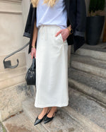 Ladda upp bild till gallerivisning, SOAKED - MALIKA MIDI SKIRT - BROKEN WHITE
