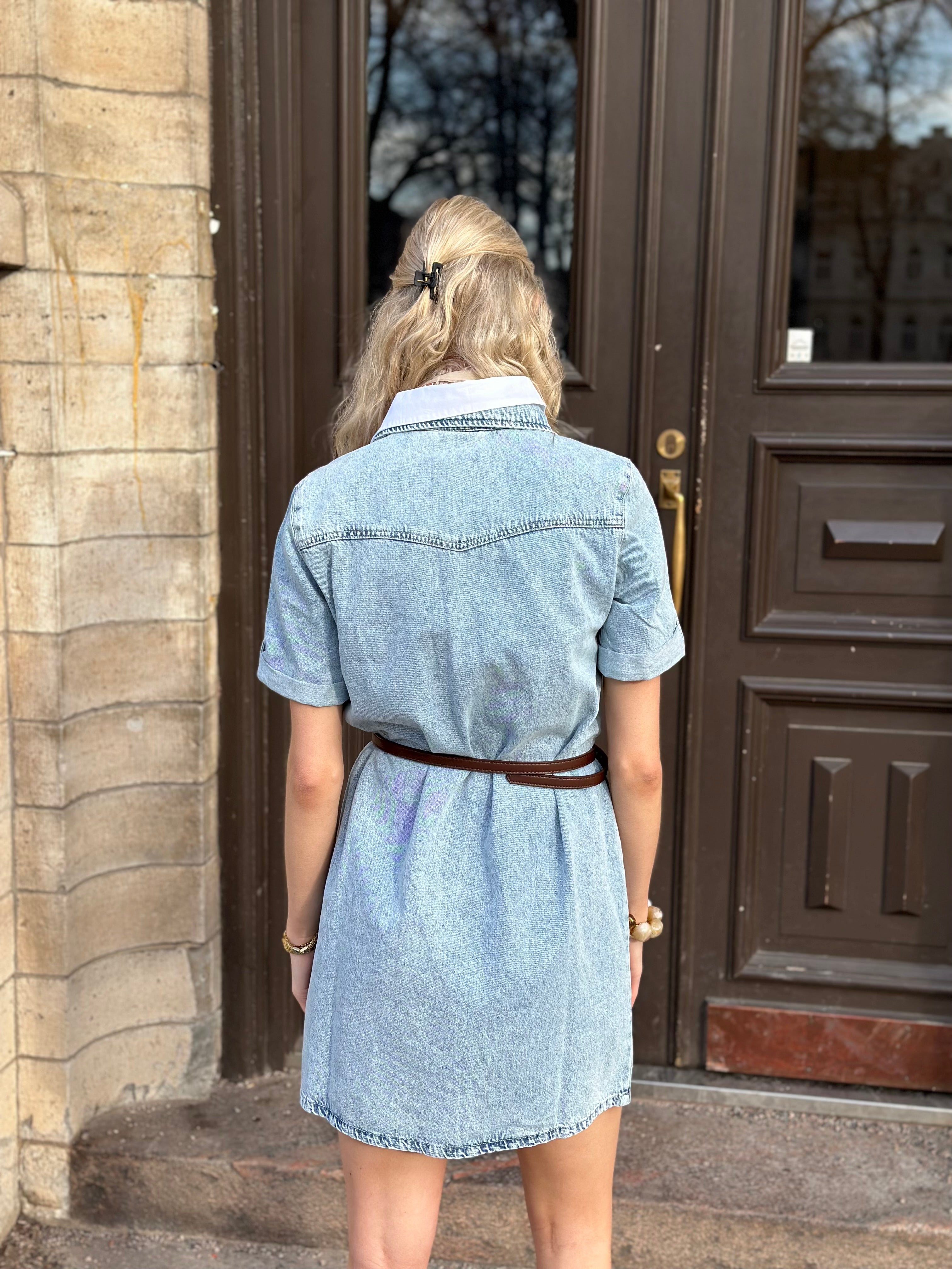 VEROMODA - JENNIE SS SHORT DENIM DRESS - LIGHT BLUE DENIM