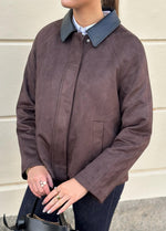 Ladda upp bild till gallerivisning, ONLY - ABBIE FAUX SUEDE JACKET - COCOA
