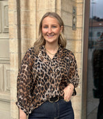 Ladda upp bild till gallerivisning, SOAKED - ZAKIRA AMILY BLOUSE - LEOPARD PATTERN
