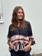 Ladda upp bild till gallerivisning, MARTA - BELLADONNA SHIRT - NERO

