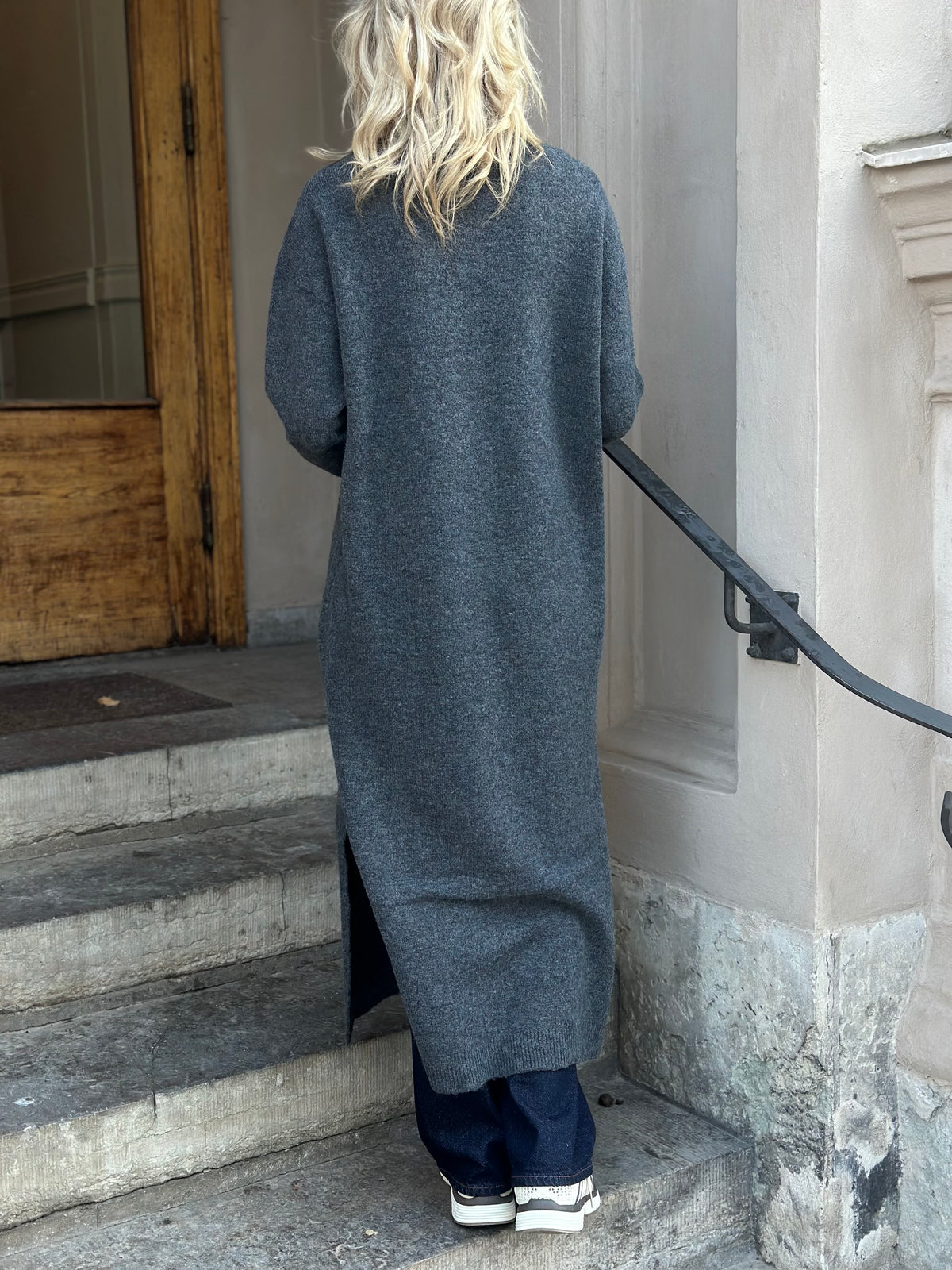 AWARE - NINNA LS V-NECK 7/8 KNIT DRESS - DARK GREY MELANGE