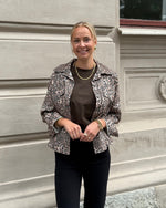 Ladda upp bild till gallerivisning, MARTA - SHACKET 258918B - LEO
