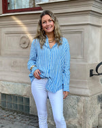 Ladda upp bild till gallerivisning, VERO MODA - LINN LS SHIRT - MARINA/OLGA
