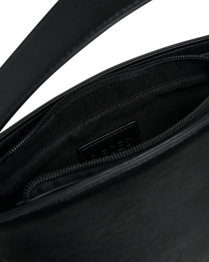 PIECES - UMA CROSS BODY - BLACK