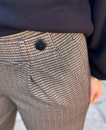 Ladda upp bild till gallerivisning, JDY - GEGGO MIA LONG CHECK PANT - COBBLESTONE
